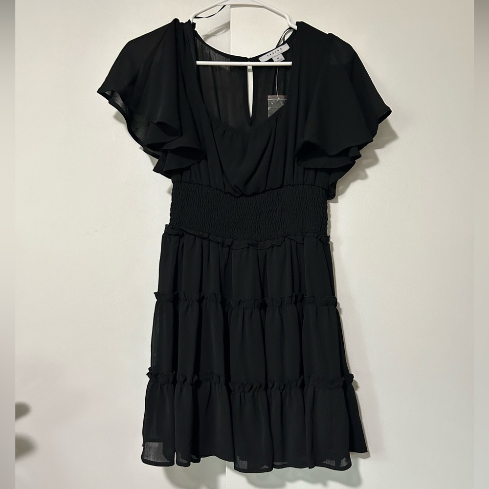 NWOT Cute ruffle short sleeve mini dress NanaMacs